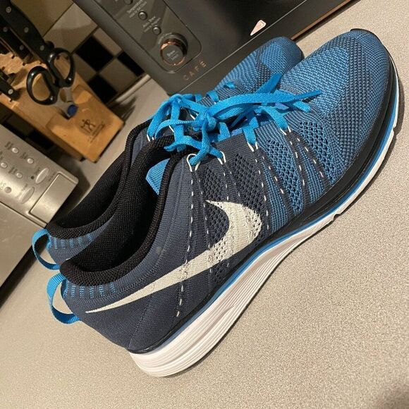 Mens FLYKNIT TRAINER  SQUADRON BLUE-WHITE SZ 10 US 44 EUR 532984-414 excellent - Picture 12 of 16
